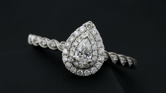 2025 Engagement Ring Trends: Find the Perfect Sparkle